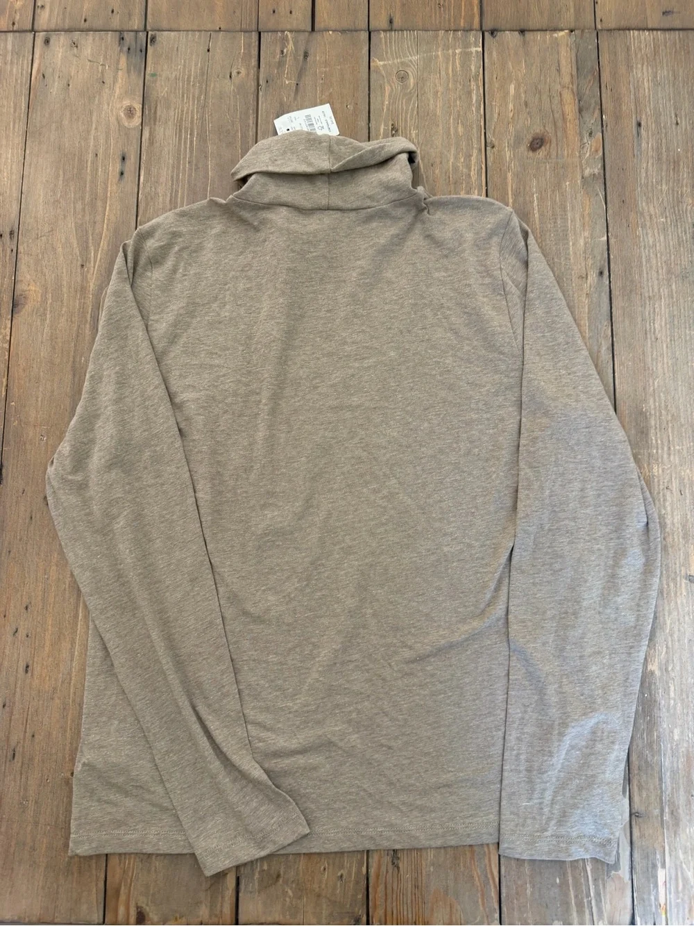 J crew NWT lightweight, long sleeve turtleneck LG neutral minimalist layering